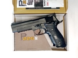 Pistol airsoft P226-S5 CO2, full metal, blowback - negru - RETURNAT [KWC]